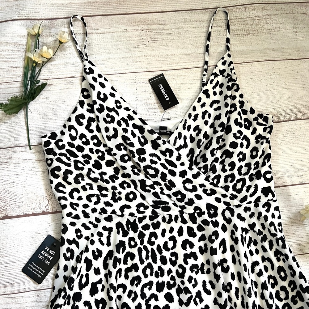 Express V-Neck Animal Print Mini Dress - Picture 2 of 16